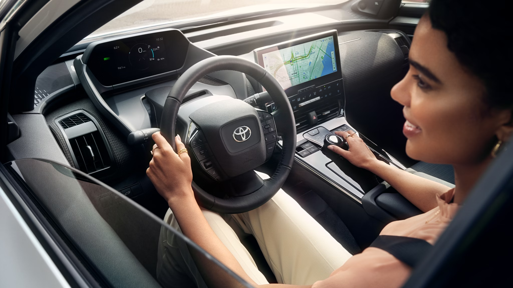 Toyota bZ4X - interior 3