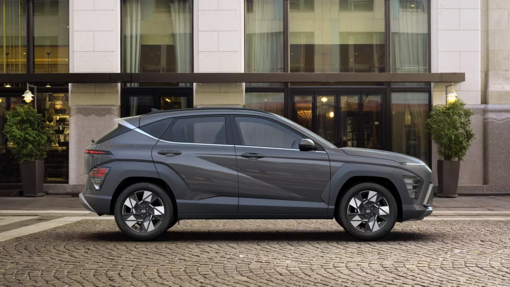 Hyundai Kona Electric - exterior 3